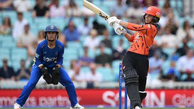 Sunrisers Leeds Triumph Over MI London in Women's Hundred Opener