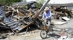 Rescue Efforts Underway in Kumamoto After Severe Earthquake