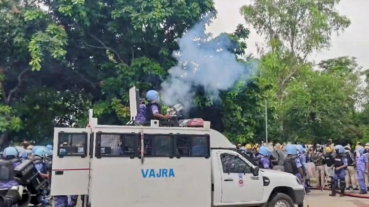 Chandigarh Police Clash with Qaumi Insaaf Morcha Supporters