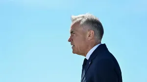US-Canada Trade Talks Intensify Ahead of Tariff Deadline