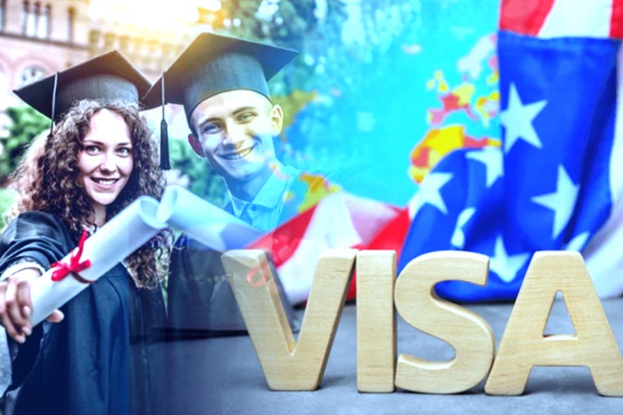 Harvard Urges International Students to Return Before Visa Changes