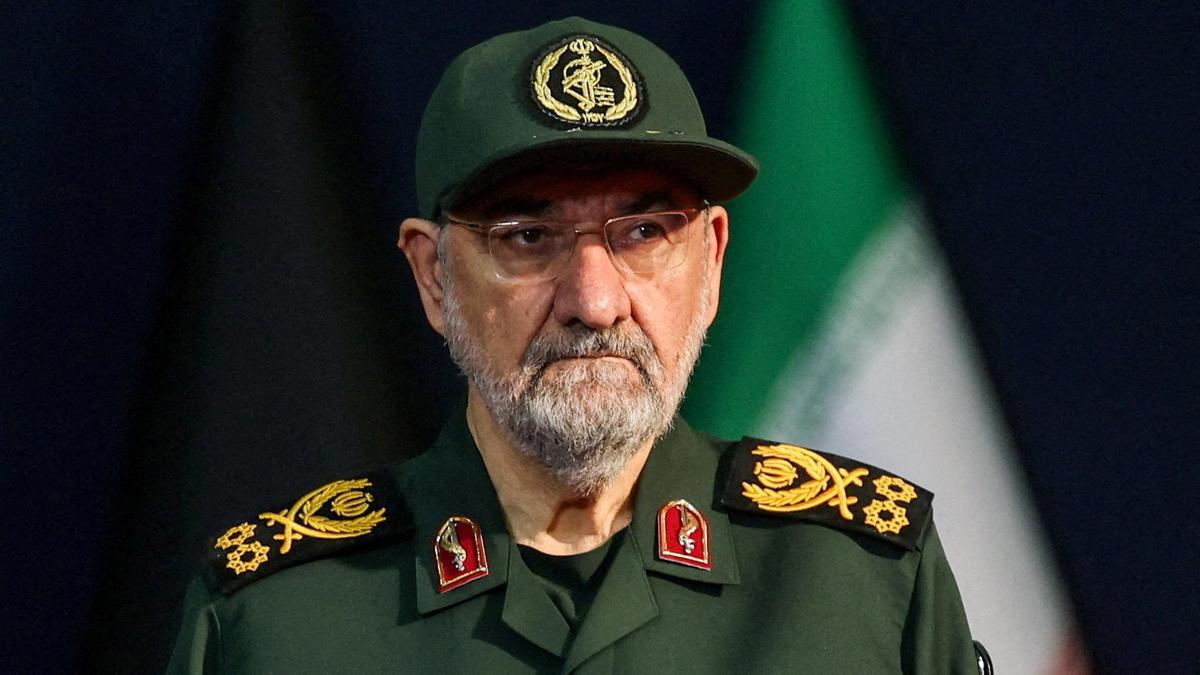 Iran Security Chief Responds to US Economic Measures with Threats