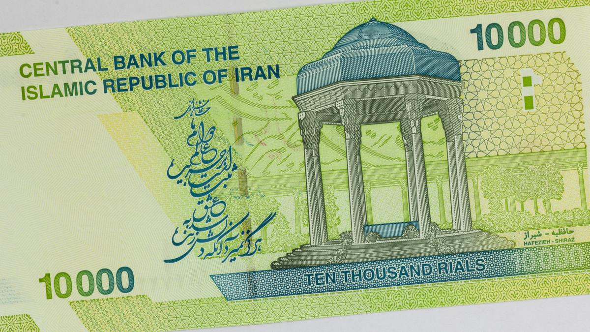 US Imposes New Sanctions on Iran Amidst Economic Tensions