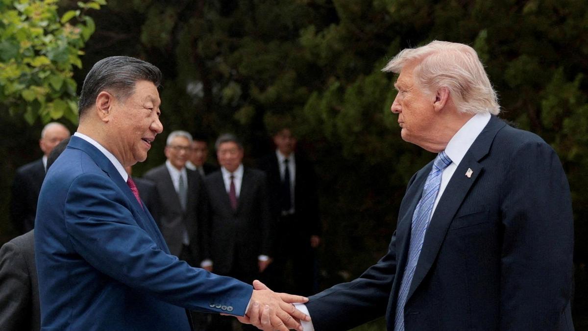 China Promises Retaliation Against US Sanctions on Iran Oil Trade