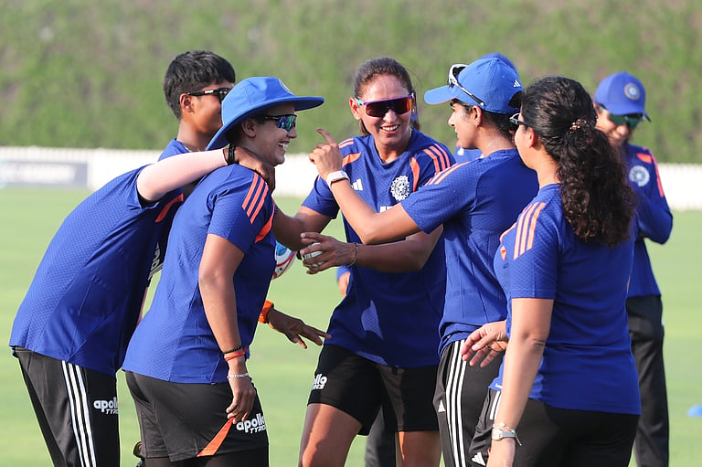 Amol Muzumdar Urges Young India to Embrace Fearless Cricket at T20 Asia Cup