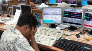 Indian Equity Markets Decline Amid Interest Rate Concerns
