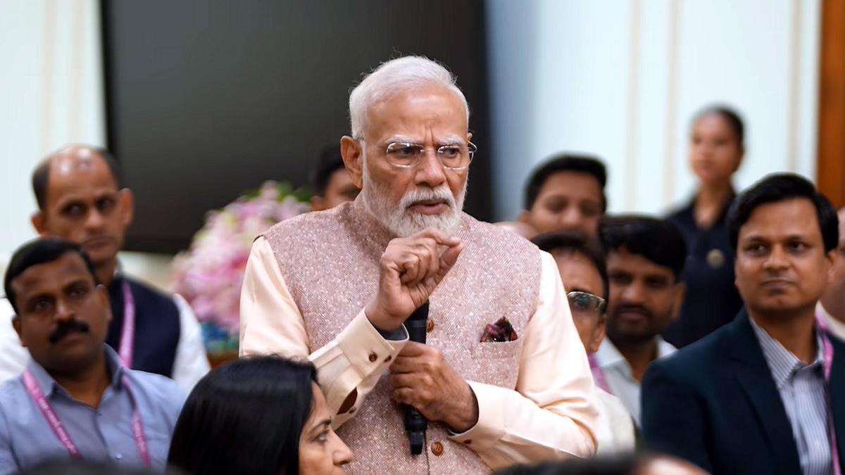 Indian Prime Minister Modi Discusses Education with Key Teachers