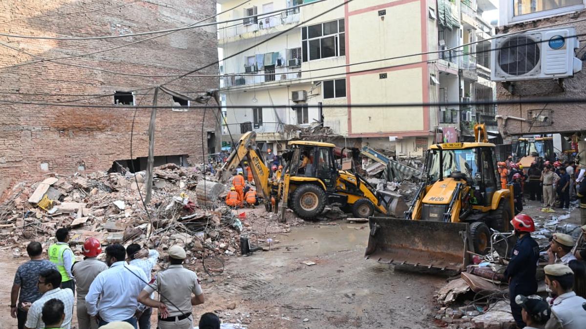 Building Collapse in Delhi's Satya Niketan Claims Multiple Lives