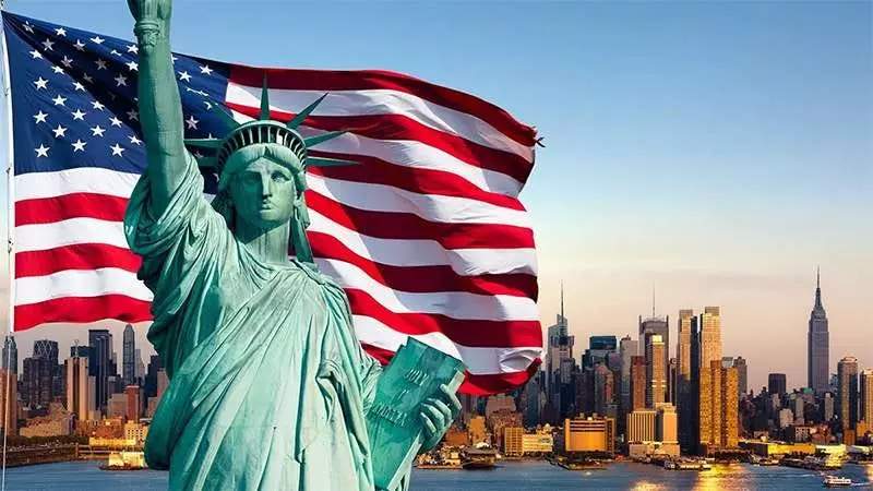 US Government Halts Cognizant's Green Card Filings in Visa Probe