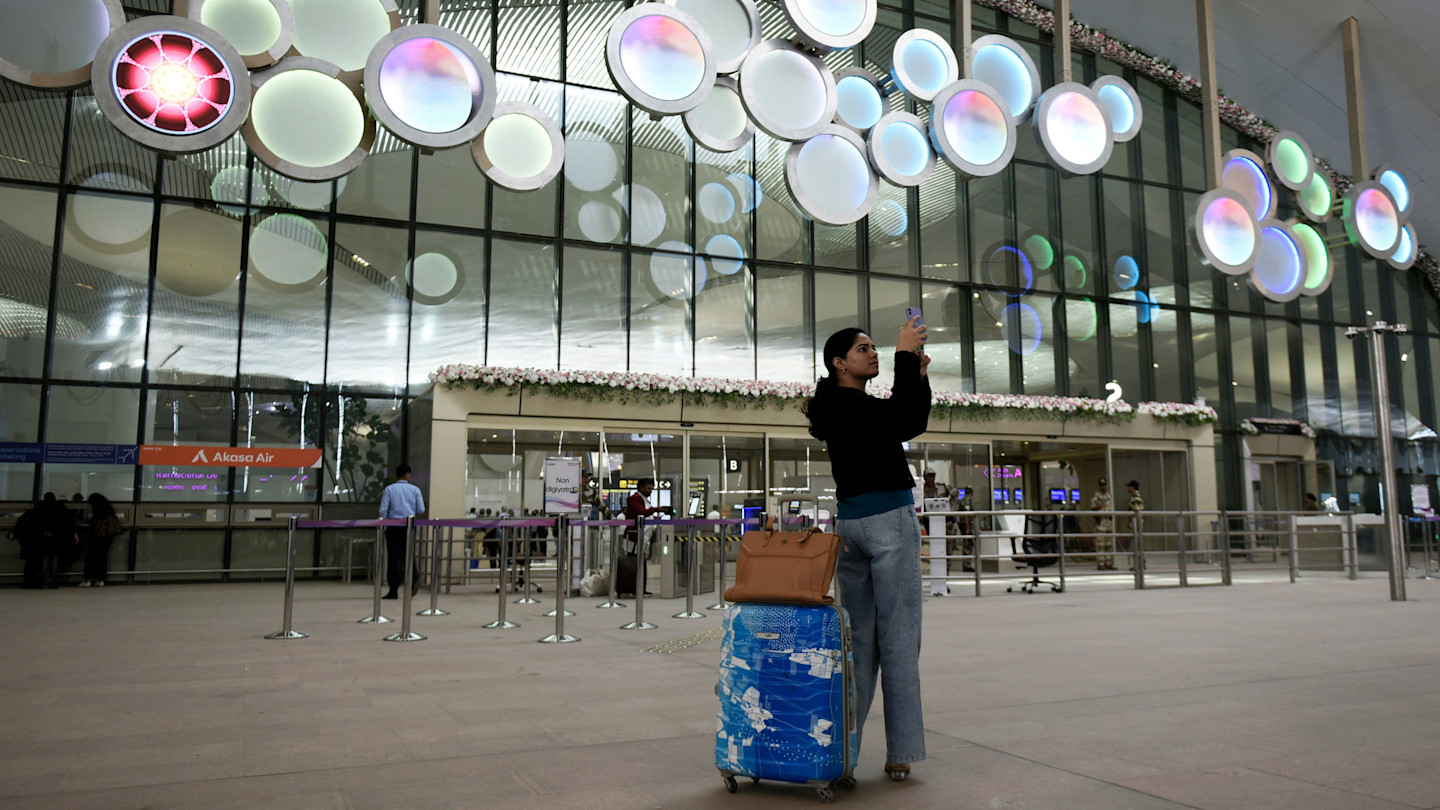 Adani Airports Secures $1 Billion Equity Investment from Global Firms