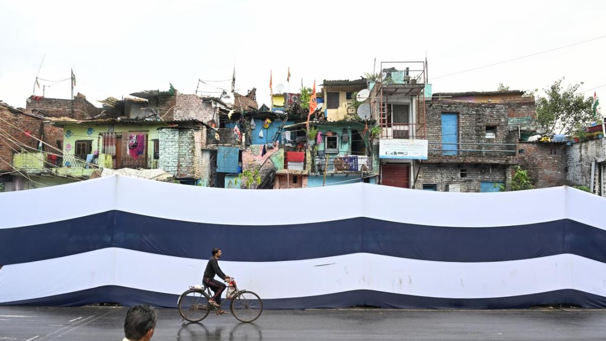 AAP Criticises Centre for Concealing Delhi Slums Ahead of BRICS