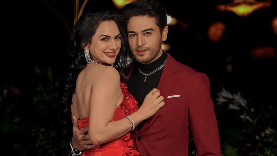 Akanksha Chamola Addresses ₹10 Crore Alimony Rumours Amid Divorce