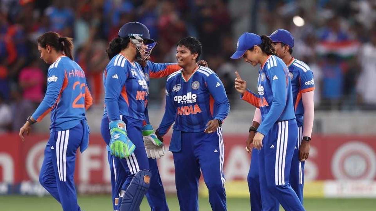 Indian Women's Cricket Team Declines Trophy from Mohsin Naqvi