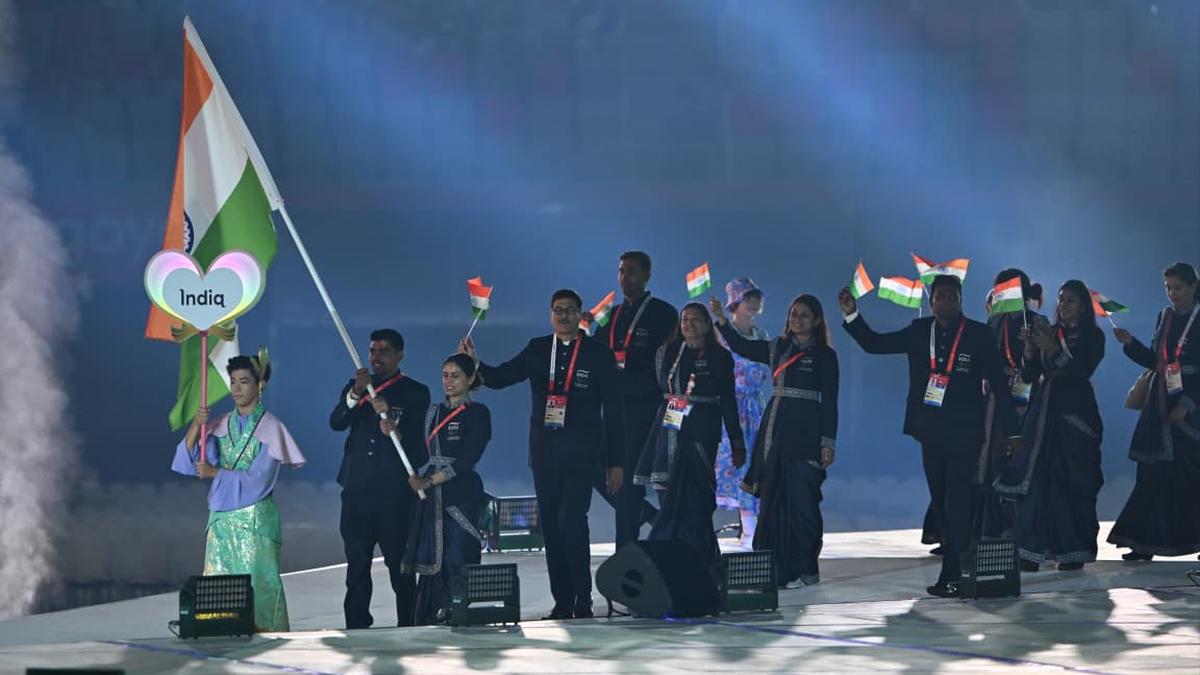 Indian Athlete Manu Bhaker Urges Focus Amid Asian Games Anxiety