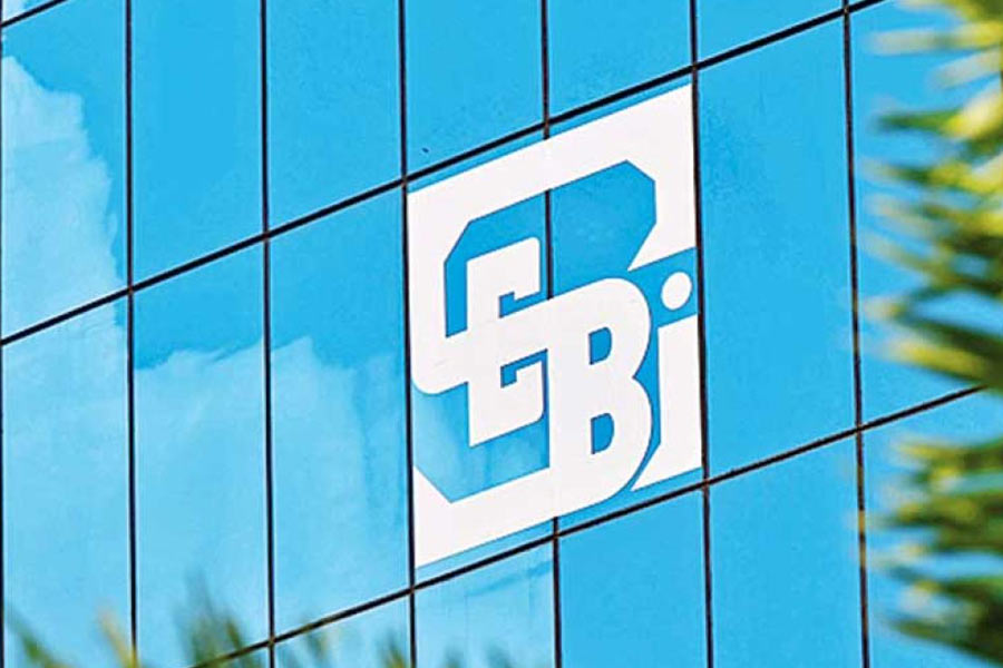 Securities Regulator Concludes Hindenburg Probe on Adani Group