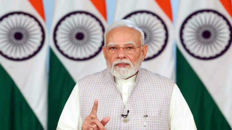 40,000 Tune in to Modi's 'Mann Ki Baat' in Raipur, Claims Record