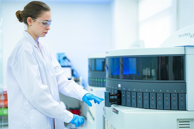 AI-Identified Biomarkers: Potential and Challenges in Healthcare