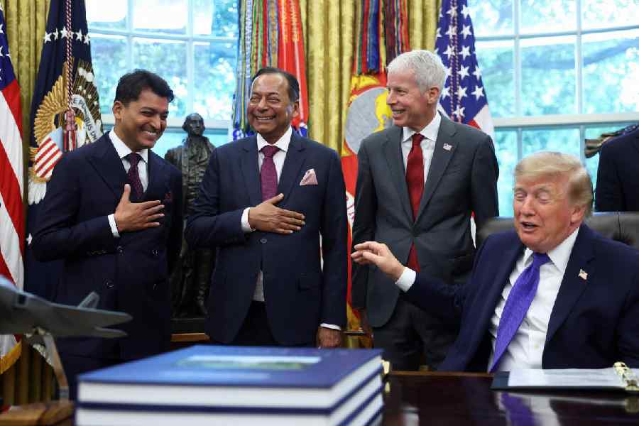 Essar Group's $15bn Steel Project Tied to Russian Investments