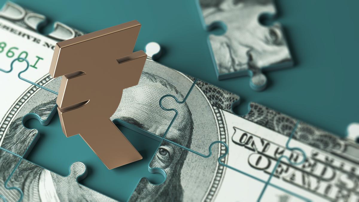 Indian Rupee Declines to 96.13 Against US Dollar Amid Economic Pressures