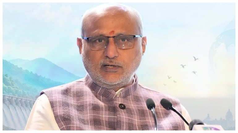 Vice President Radhakrishnan Advocates for Inclusive Economic Growth