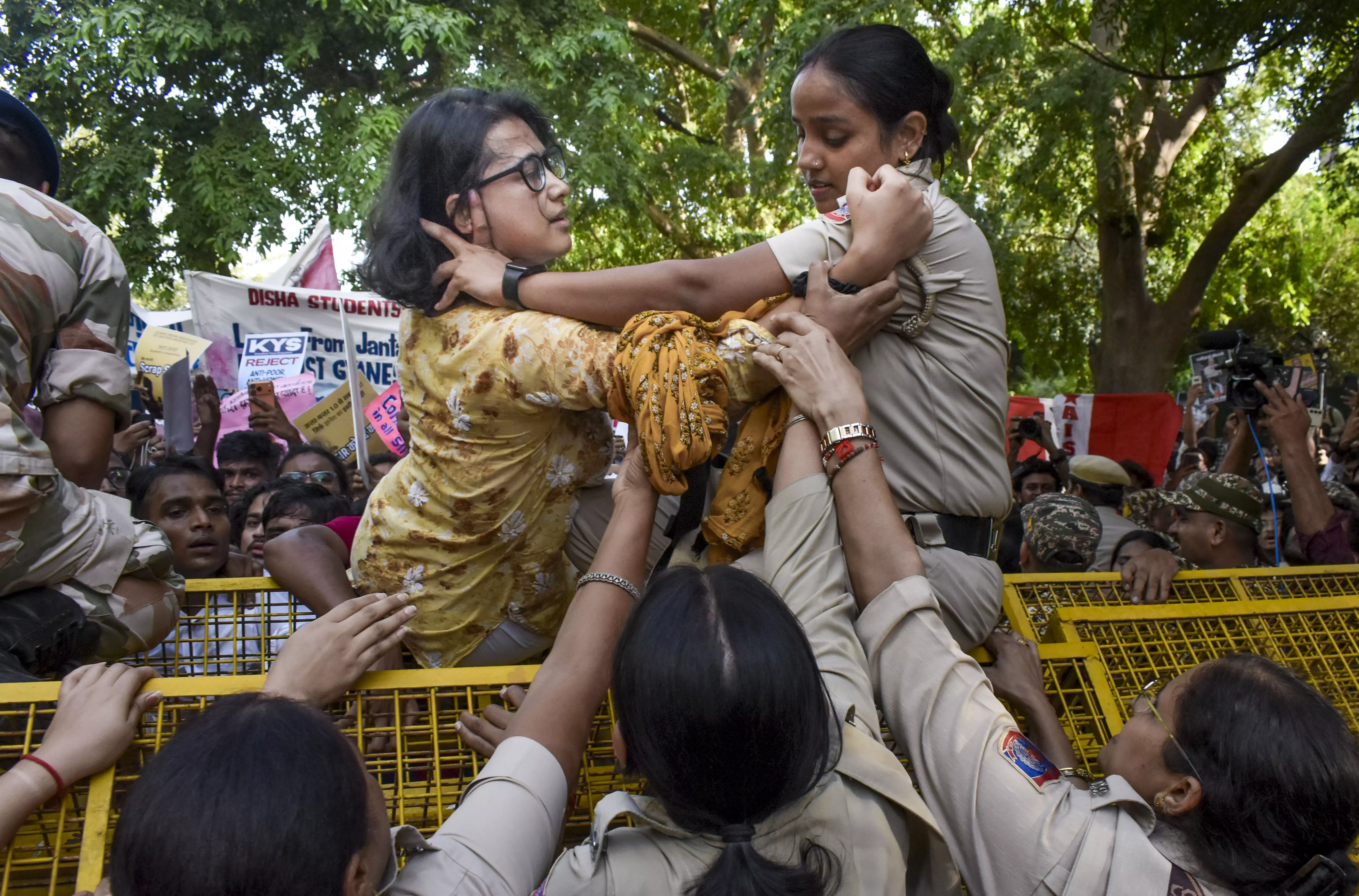 Women Journalists Report Harassment by Delhi Police During Protest