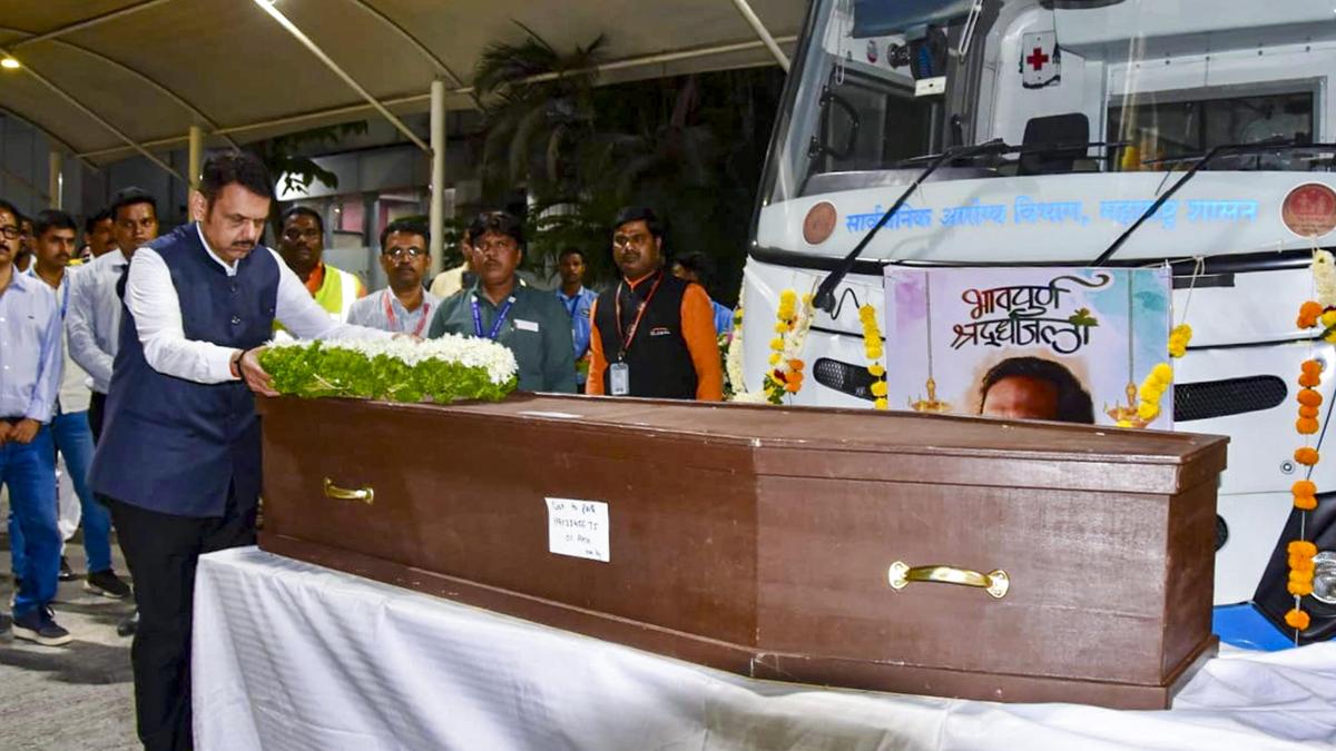 Nana Patekar's Last Rites Held in Pune with State Honours