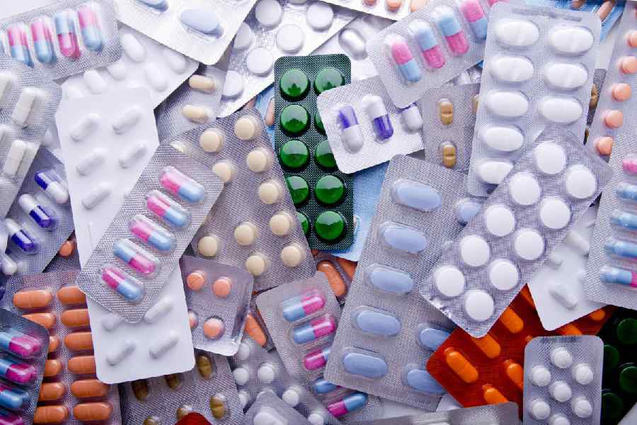 Challenges in Regulating Cancer Drug Prices Highlighted