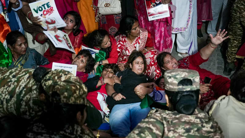  Indian Scholars Condemn Protests Against Election Commission