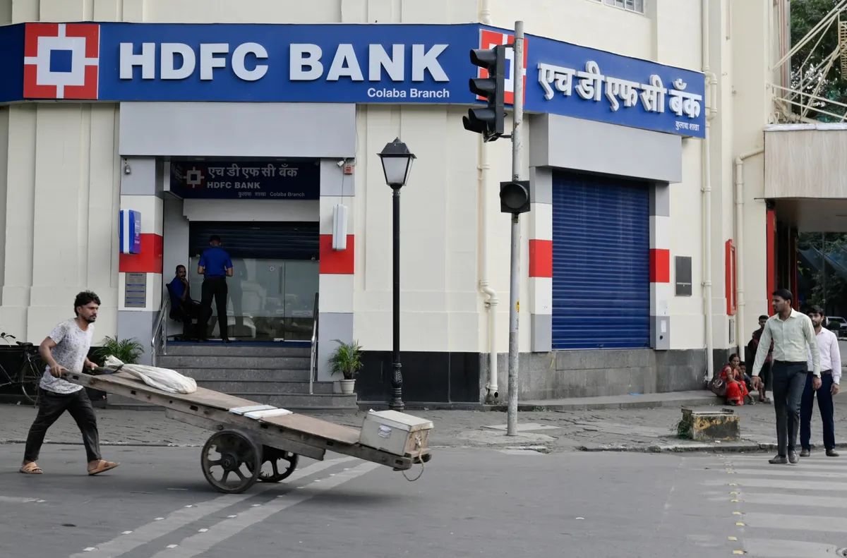 HDFC Bank Launches Investigation into Alleged Data Breach by Executives