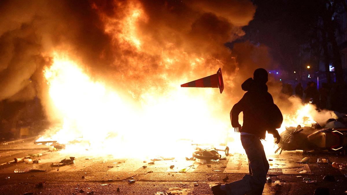 France Prohibits Protests as Macron Blames Far-Left Groups for Unrest