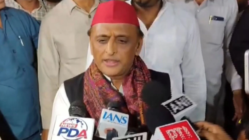 Akhilesh Yadav Questions Seat-Sharing Figures Amid Congress Demand
