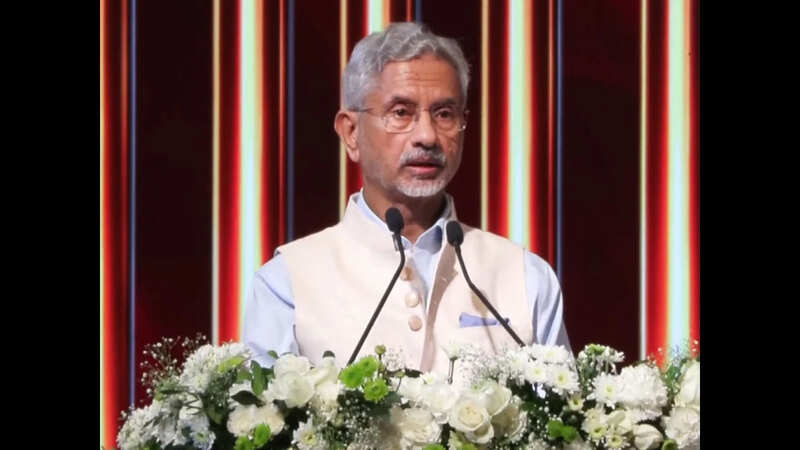 India Advocates Dialogue for Conflict Resolution on Global Stage