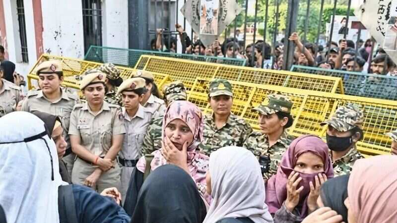 Delhi Police Investigate Trespassing and Defacement at Jamia Millia Islamia