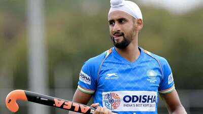 India Dominates Bangladesh with 13-Goal Victory in Hockey