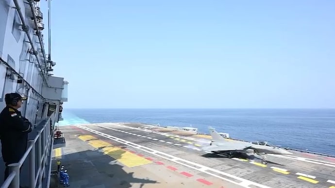 First Rafale Marine Jet Lands on INS Vikrant in Historic Trial