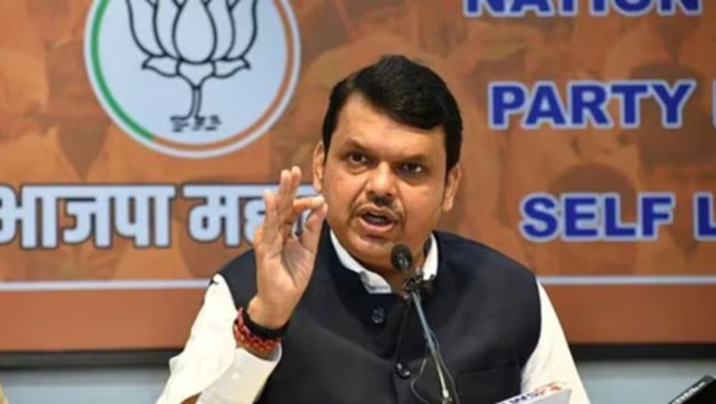 Media Monitoring will provide "facts" in case of negative news, says Maharashtra CM Fadnavis